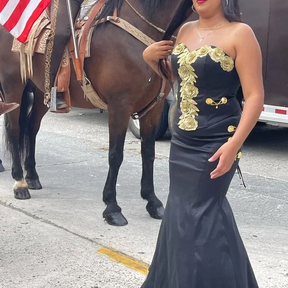 Charro Dress - Picture 5 of 7